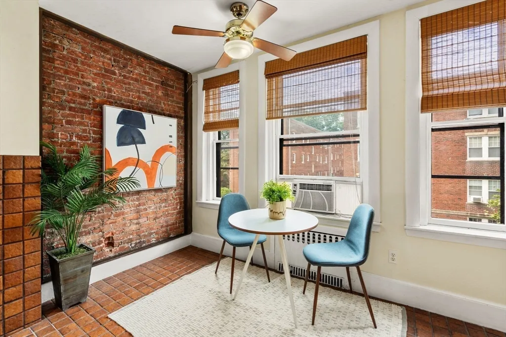 1 bed, 1 bath apartment for rent at 37 Saint Paul St Unit 3, Coolidge Corner — photo 4 of 13