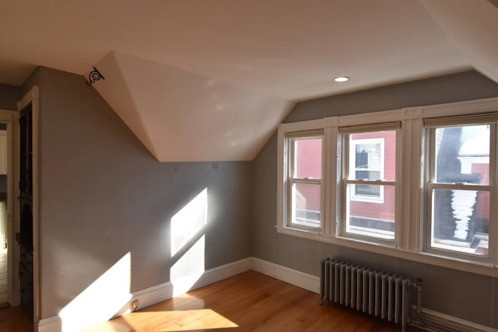 2 bed, 1 bath apartment for rent at 37 Saxton St Unit 3, Dorchester — photo 3 of 22