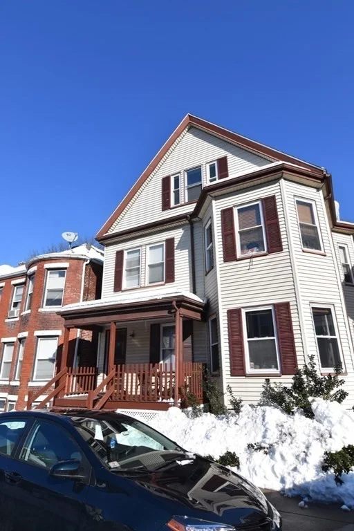 2 bed, 1 bath apartment for rent at 37 Saxton St Unit 3, Dorchester — photo 4 of 22