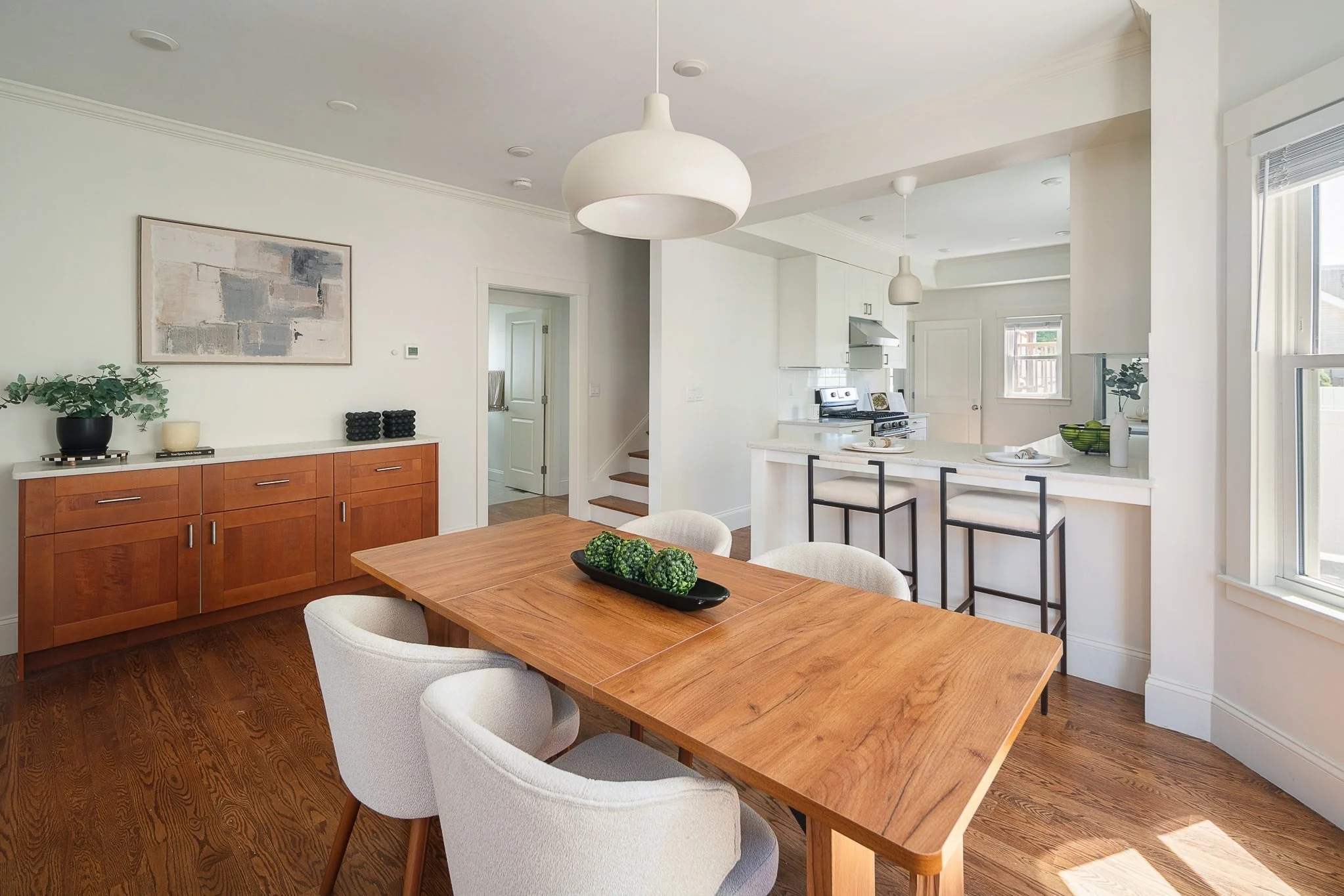 4 bed, 3 bath apartment for rent at 37 Sheridan Ave Unit 1, Glenwood — photo 5 of 18