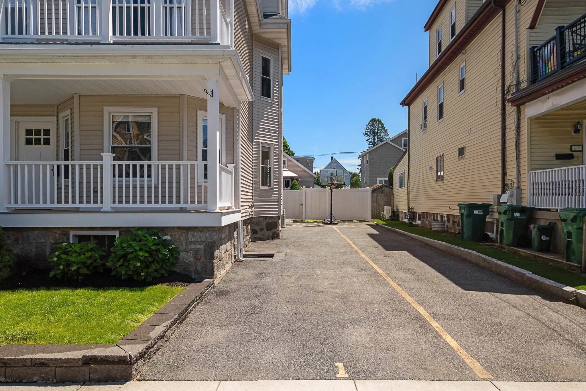 4 bed, 3 bath apartment for rent at 37 Sheridan Ave Unit 1, Glenwood — photo 17 of 18