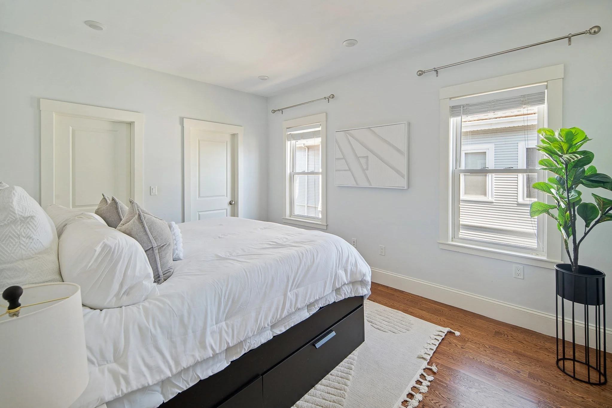 4 bed, 3 bath apartment for rent at 37 Sheridan Ave Unit 1, Glenwood — photo 11 of 18
