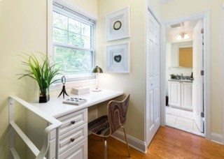 2 bed, 1 bath apartment for rent at 37 Sherman Rd Unit 37, Brookline — photo 3 of 6
