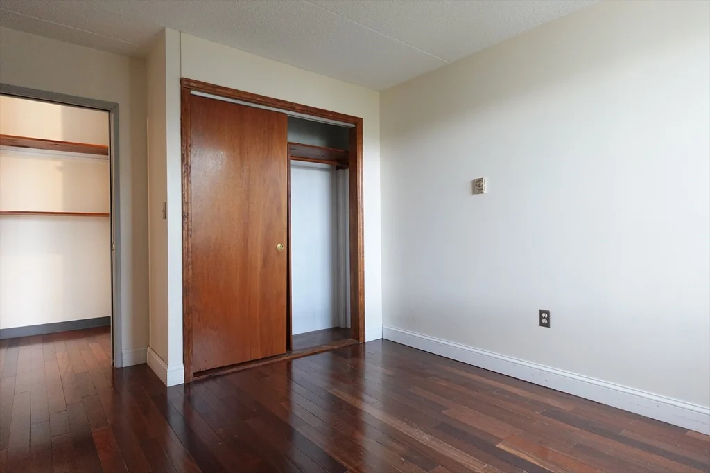 2 bed, 1 bath apartment for rent at 37 Skyline Dr Unit 11, Braintree — photo 8 of 18