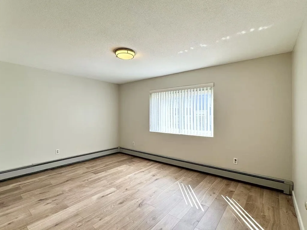 2 bed, 1 bath apartment for rent at 37 South St Unit 7, Medford — photo 8 of 9