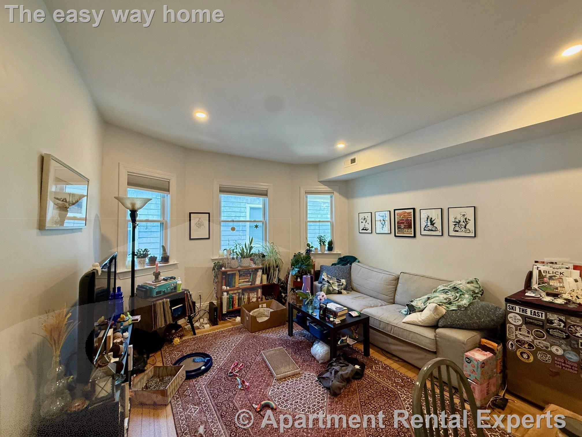 3 bed, 1 bath apartment for rent at 37 Spencer Ave Unit 2, Davis Square — photo 4 of 12
