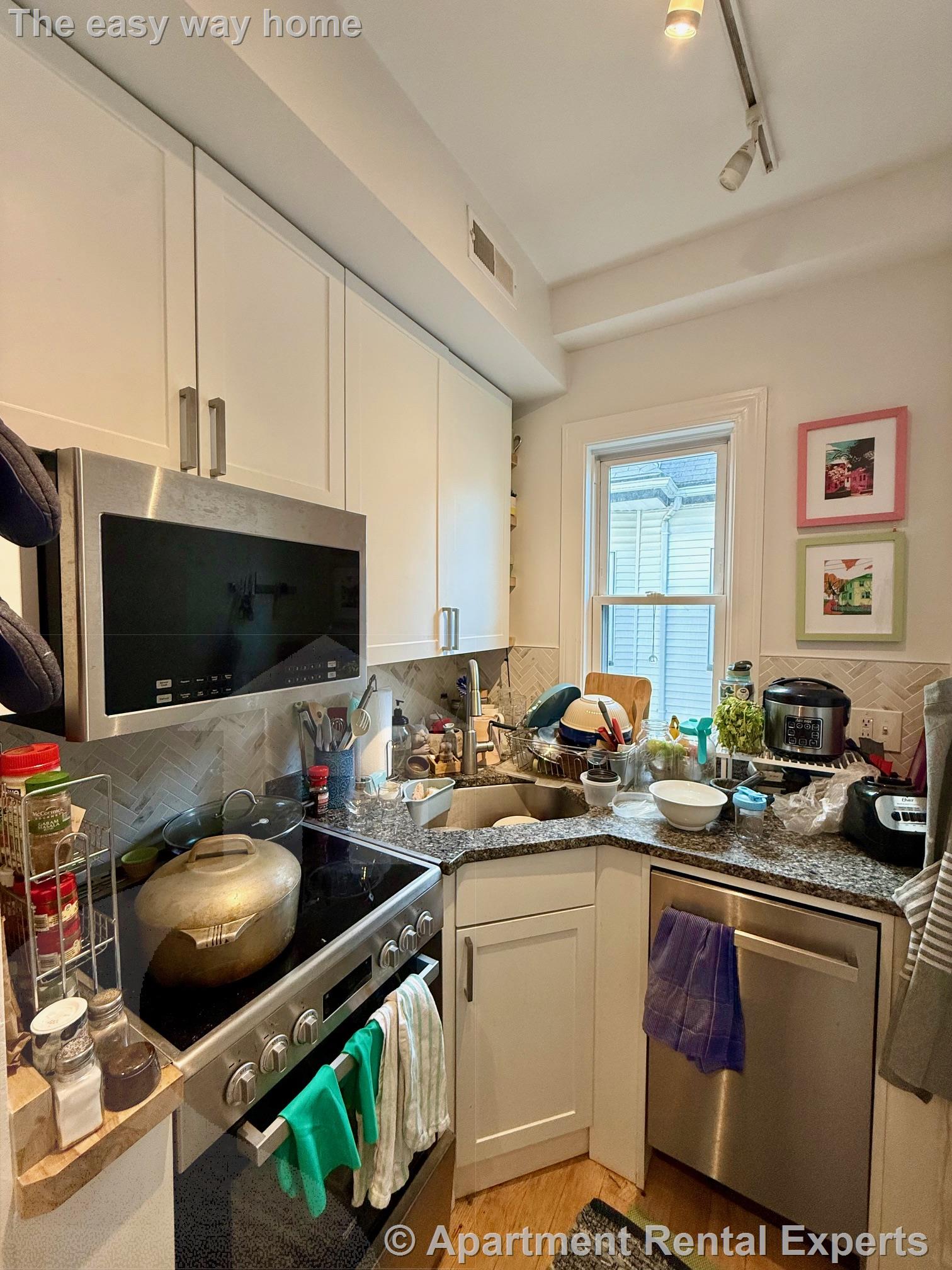 3 bed, 1 bath apartment for rent at 37 Spencer Ave Unit 2, Davis Square — photo 8 of 12