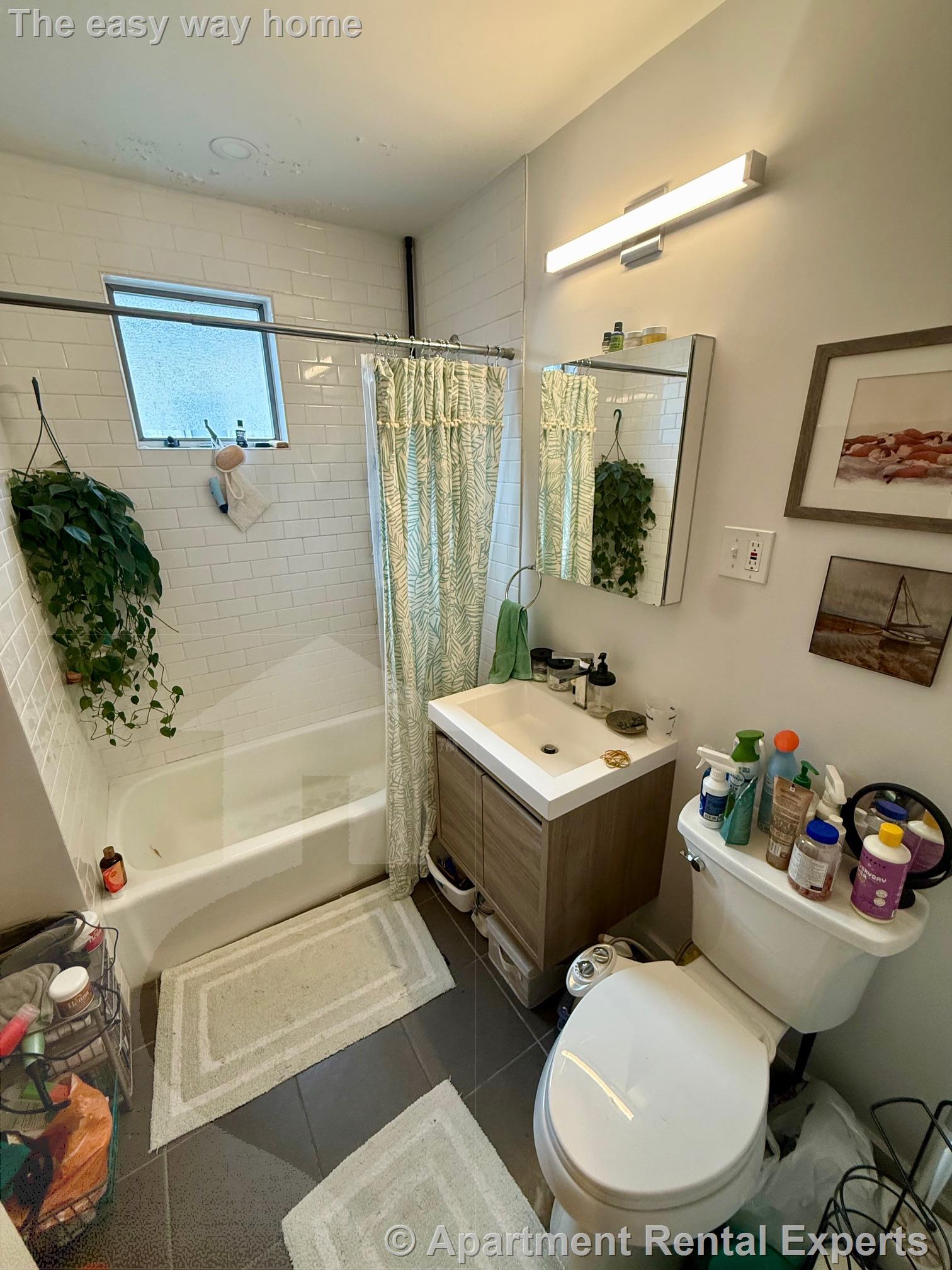 3 bed, 1 bath apartment for rent at 37 Spencer Ave Unit 2, Davis Square — photo 3 of 12