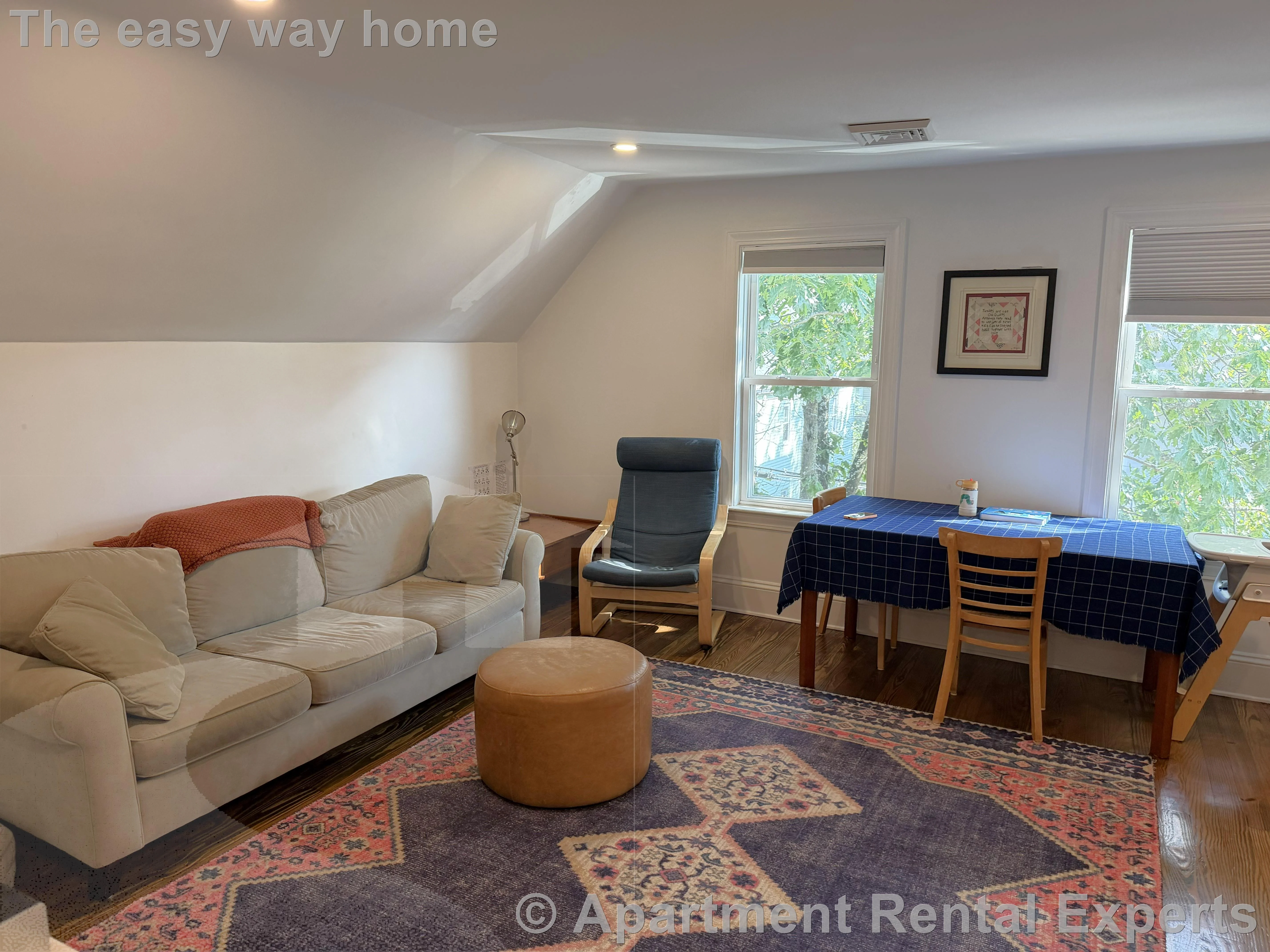 3 bed, 1 bath apartment for rent at 37 Spencer Ave Unit 3, Spring Hill — photo 2 of 8