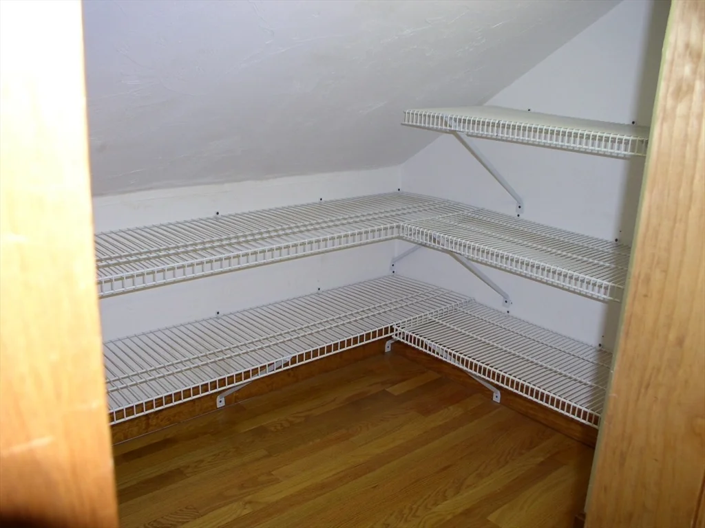 4 bed, 3 bath apartment for rent at 37 Spring St Unit 37, Lexington — photo 22 of 23