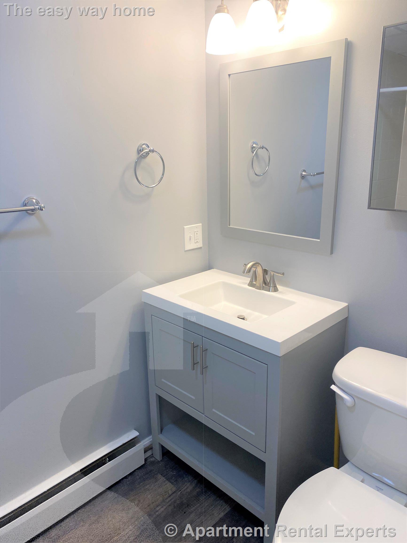 1 bed, 1 bath apartment for rent at 37 Spring St Unit 4, Malden Center — photo 3 of 5