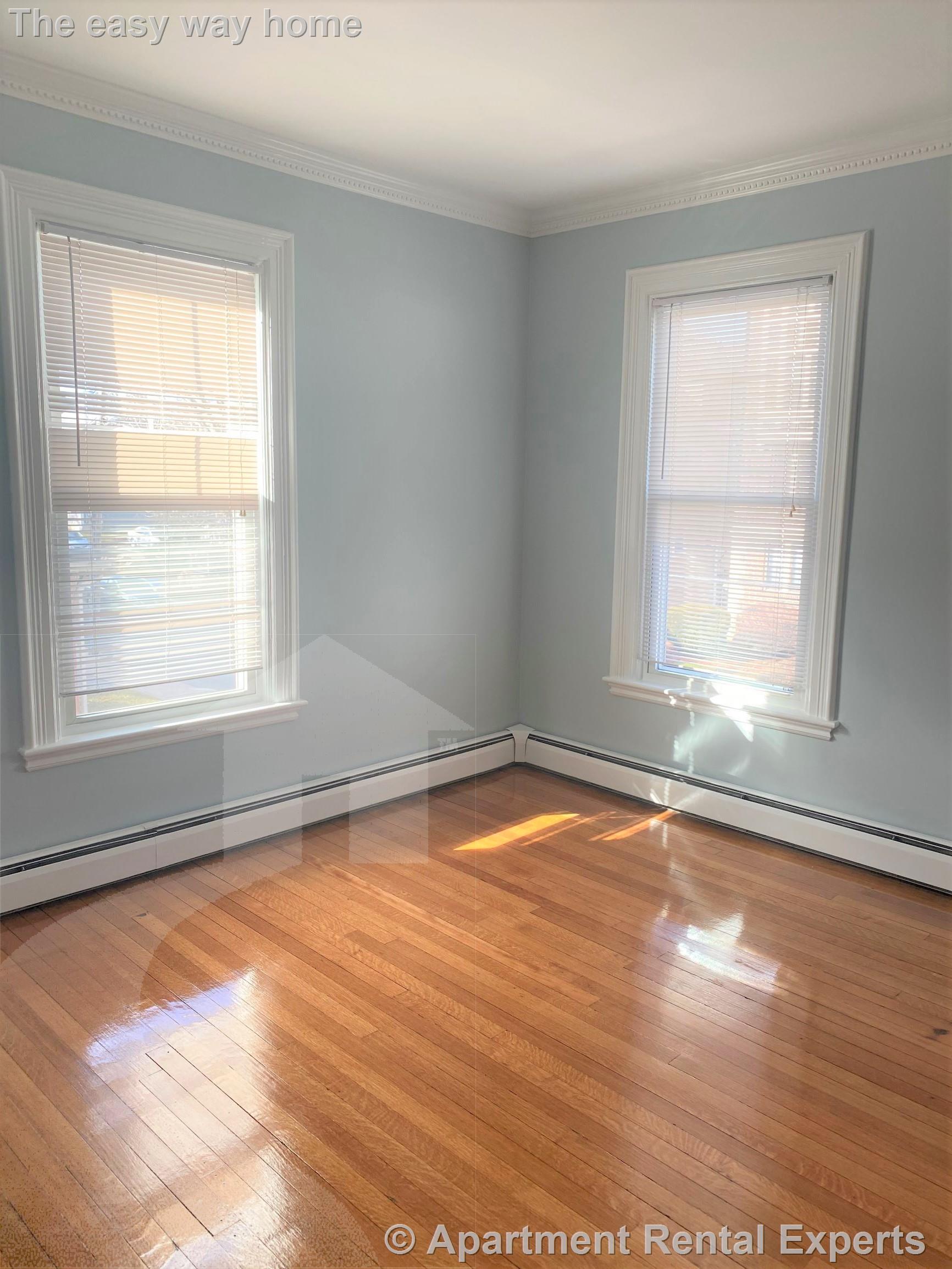 1 bed, 1 bath apartment for rent at 37 Spring St Unit 4, Malden Center — photo 4 of 5