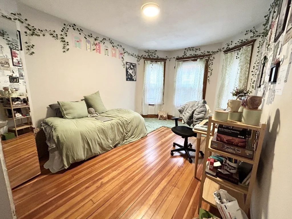 3 bed, 1 bath apartment for rent at 37 Sudan St Unit 1, Dorchester — photo 5 of 8