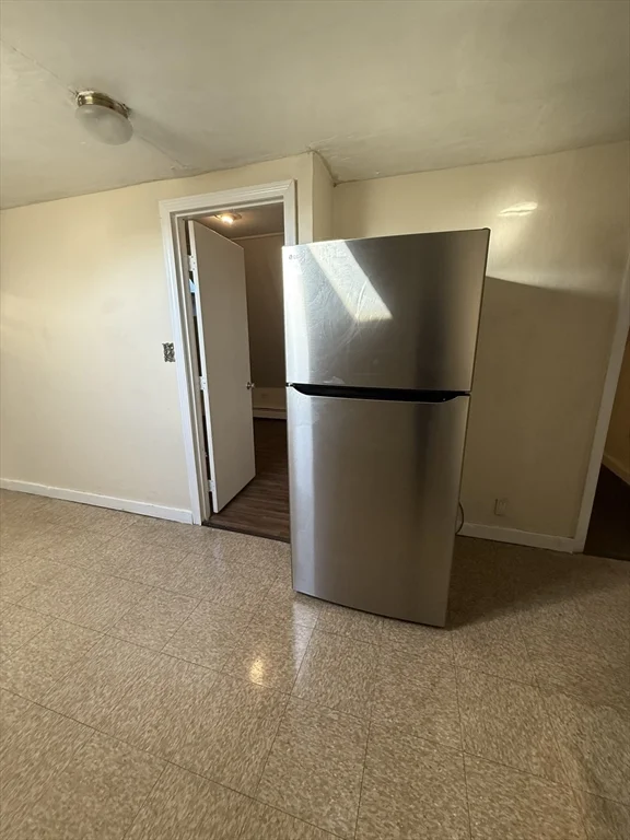 1 bed, 1 bath apartment for rent at 37 Tenney St Unit 3, Methuen — photo 4 of 8