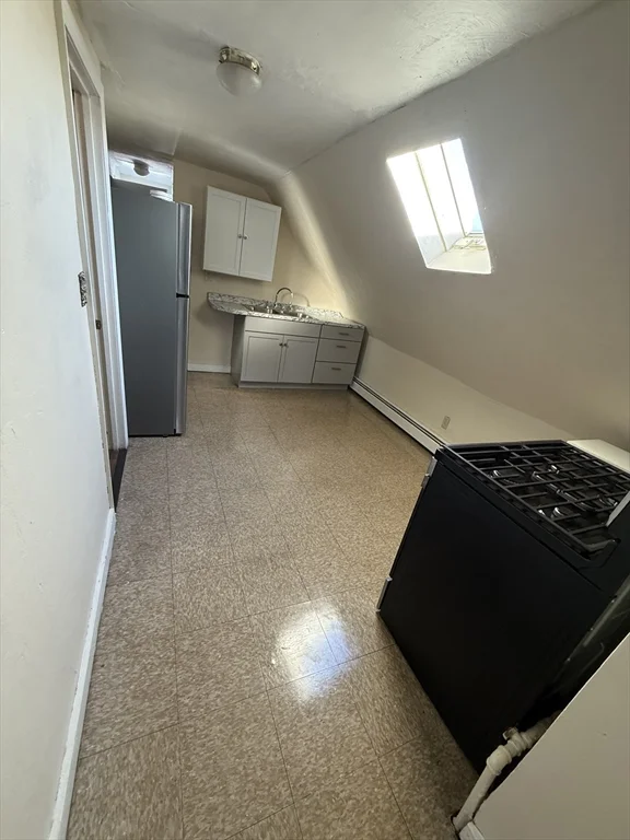 1 bed, 1 bath apartment for rent at 37 Tenney St Unit 3, Methuen — photo 2 of 8