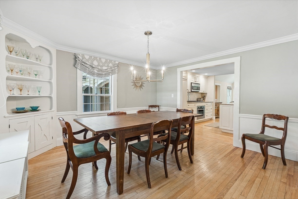 4 bed, 2 bath apartment for rent at 37 Tennyson Rd, Wellesley — photo 12 of 29