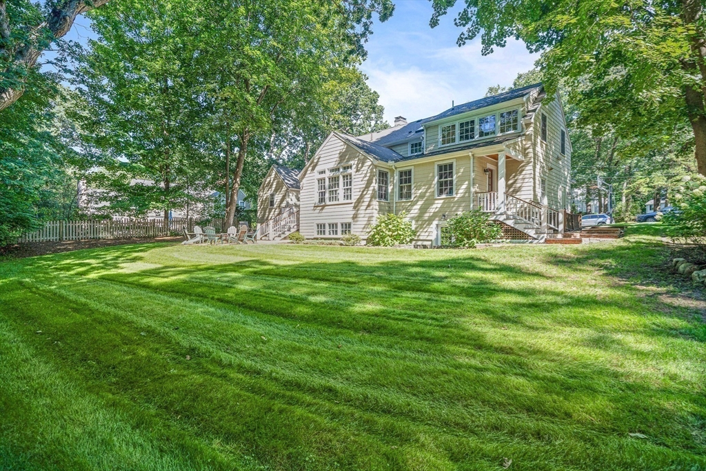 4 bed, 2 bath apartment for rent at 37 Tennyson Rd, Wellesley — photo 29 of 29