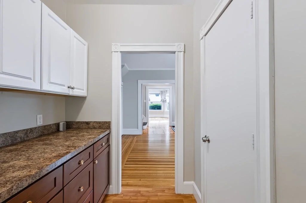 3 bed, 1 bath apartment for rent at 37 Thorndinke St Unit 37, Beverly — photo 6 of 32