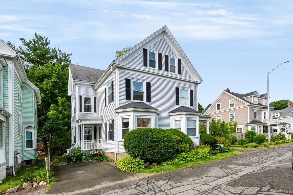 3 bed, 1 bath apartment for rent at 37 Thorndinke St Unit 37, Beverly — photo 1 of 32