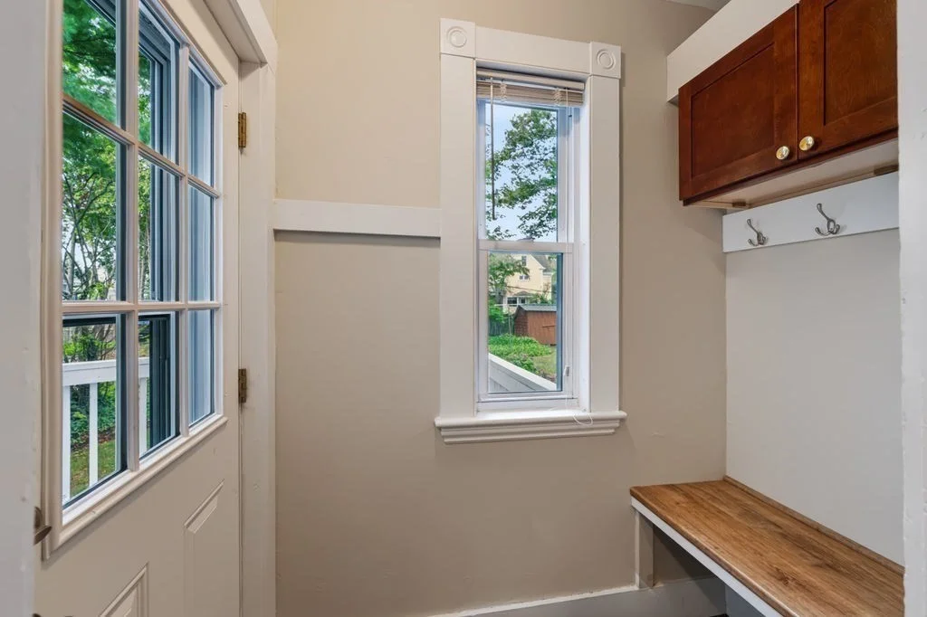 3 bed, 1 bath apartment for rent at 37 Thorndinke St Unit 37, Beverly — photo 25 of 32