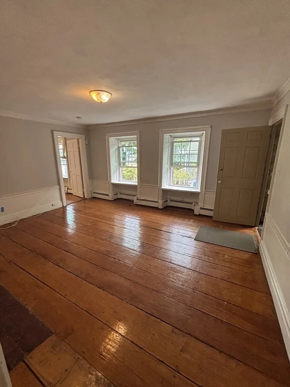 1 bed, 1 bath apartment for rent at 37 Turner St Unit 2R, Salem — photo 2 of 8
