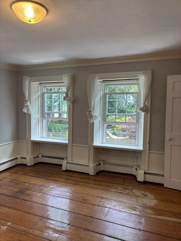 1 bed, 1 bath apartment for rent at 37 Turner St Unit 2R, Salem — photo 3 of 8