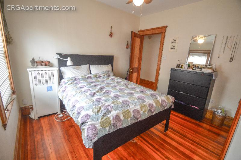 5 bed, 2 bath apartment for rent at 37 Walker St Unit 2T, Tufts — photo 9 of 15