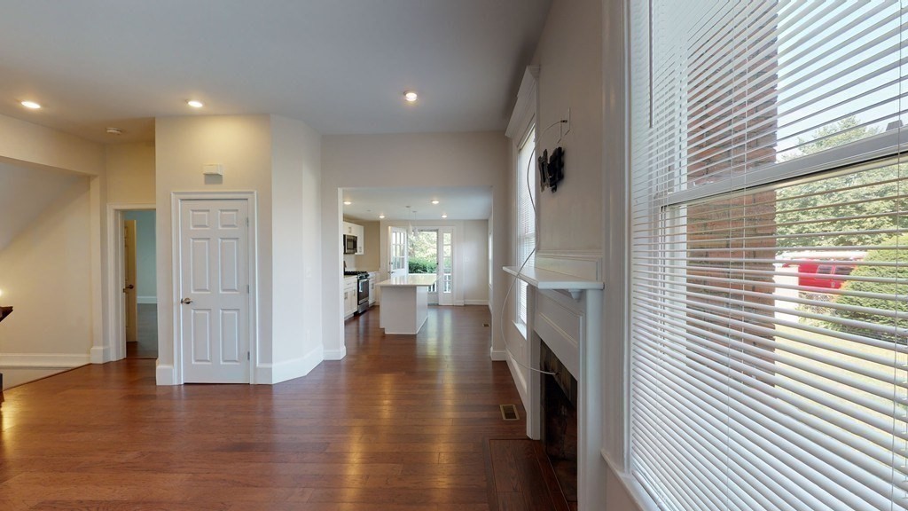 3 bed, 3 bath apartment for rent at 37 Walnut Pl Unit 1, Newtonville — photo 7 of 22
