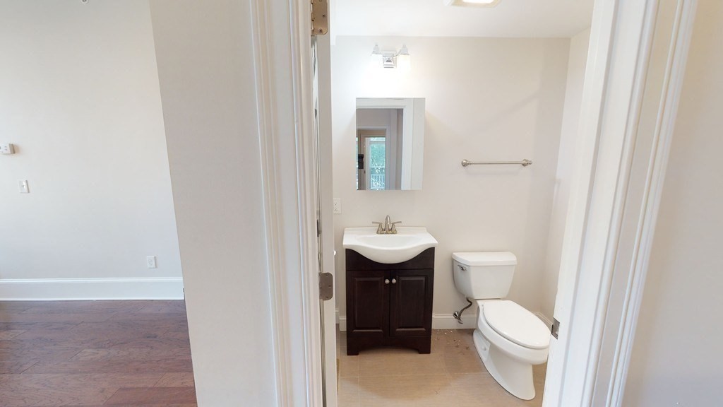 3 bed, 3 bath apartment for rent at 37 Walnut Pl Unit 1, Newtonville — photo 13 of 22