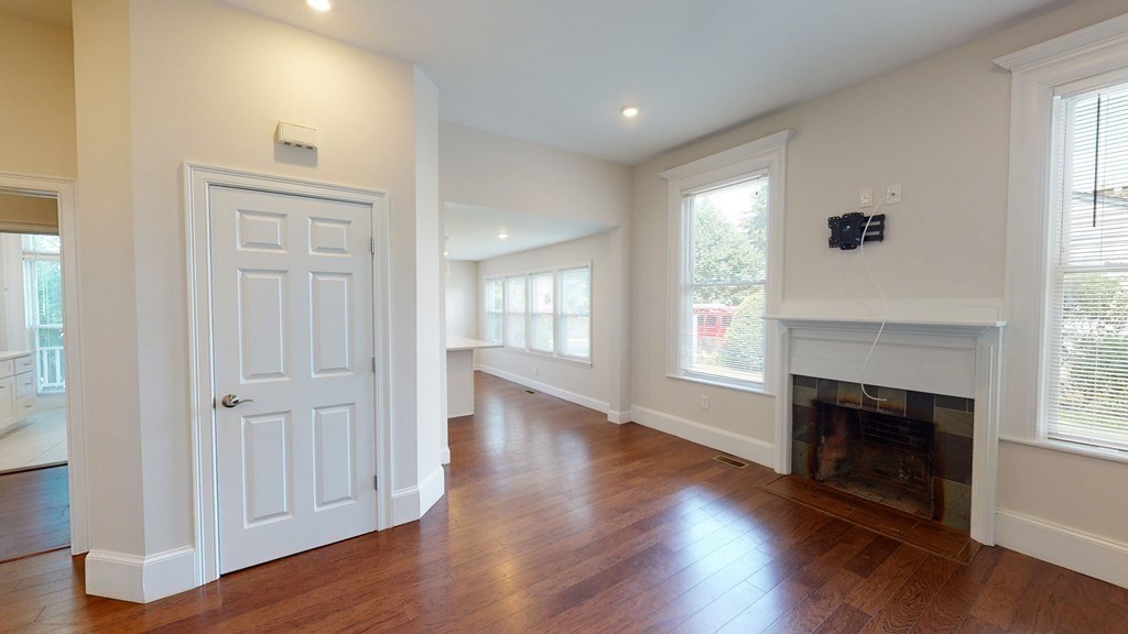 3 bed, 3 bath apartment for rent at 37 Walnut Pl Unit 1, Newtonville — photo 20 of 22