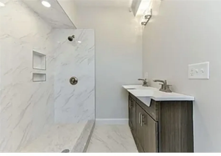 3 bed, 2 bath apartment for rent at 37 Walnut Pl Unit 3, Newton — photo 14 of 16