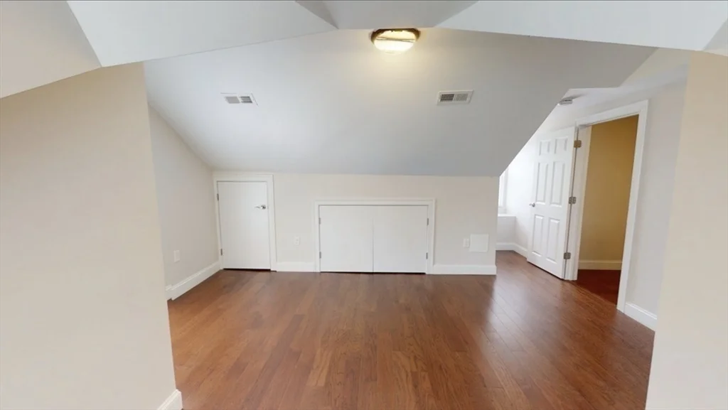 3 bed, 2 bath apartment for rent at 37 Walnut Pl Unit 3, Newton — photo 7 of 16