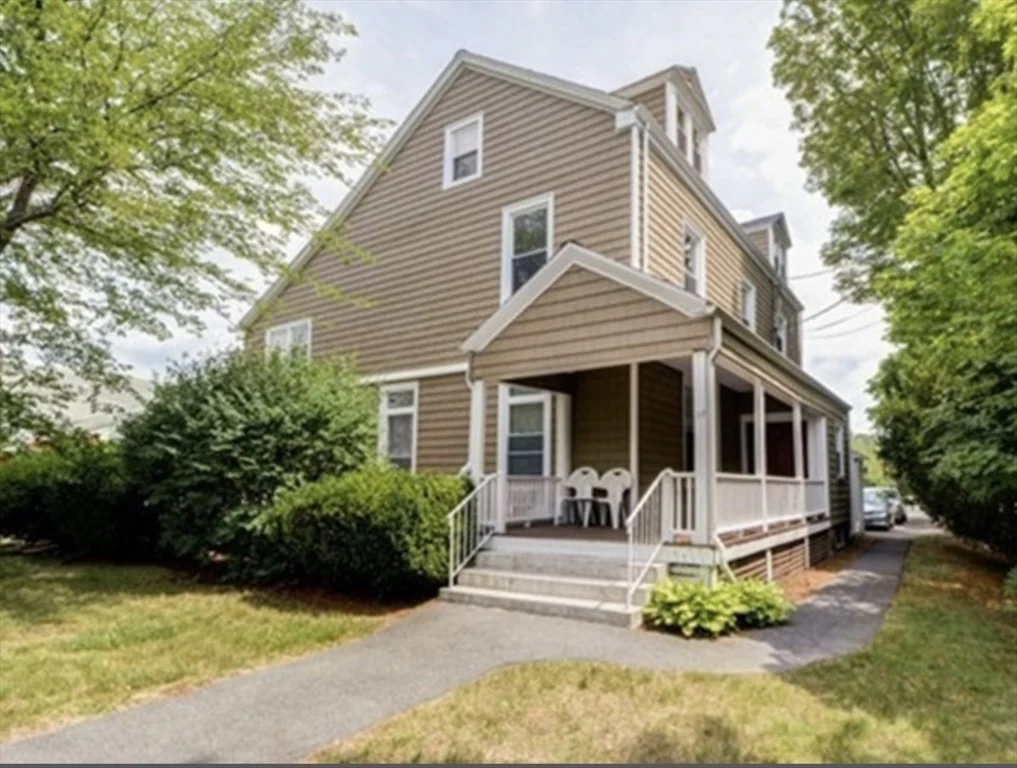 3 bed, 2 bath apartment for rent at 37 Walnut Pl Unit 3, Newton — photo 1 of 16