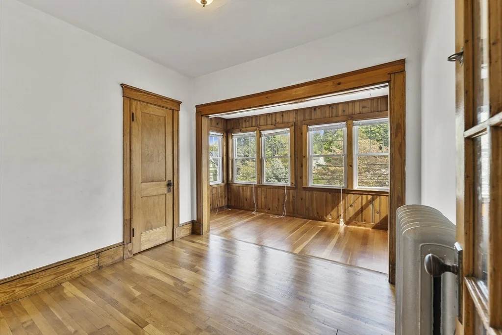 3 bed, 1 bath apartment for rent at 37 Warren Ave Unit 2, Fairmount Hill — photo 11 of 17