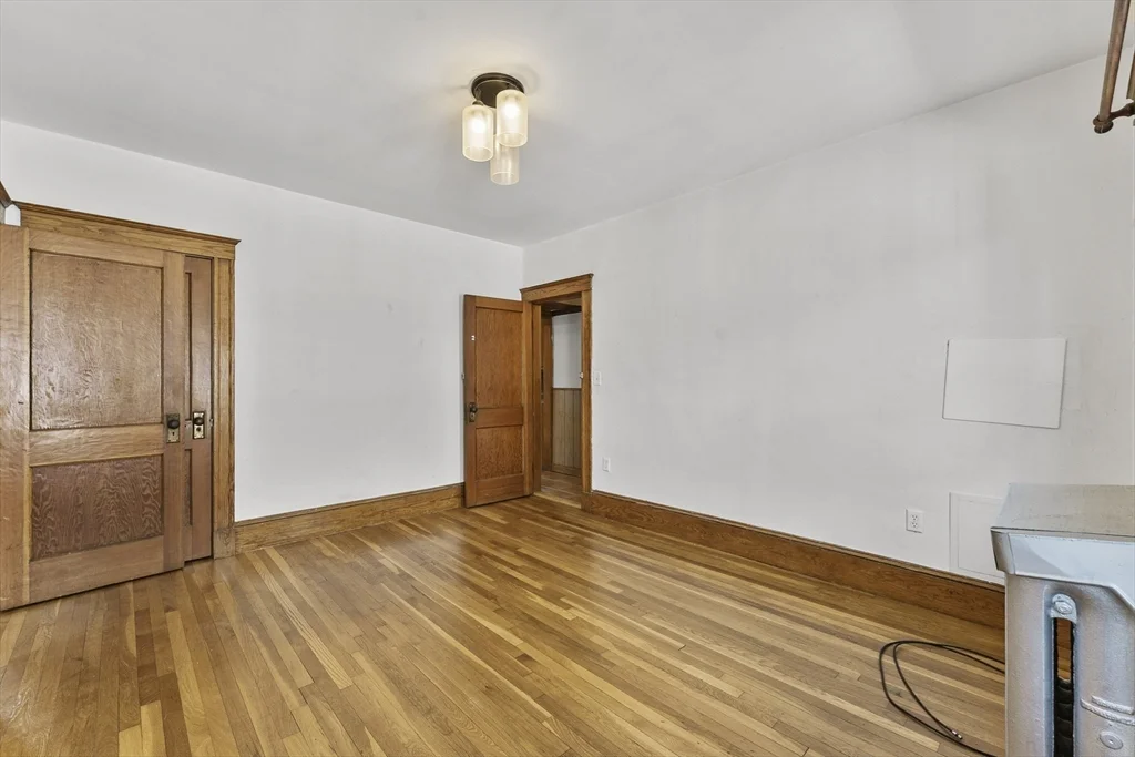 3 bed, 1 bath apartment for rent at 37 Warren Ave Unit 2, Fairmount Hill — photo 10 of 17