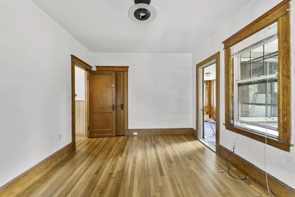 3 bed, 1 bath apartment for rent at 37 Warren Ave Unit 2, Fairmount Hill — photo 8 of 17