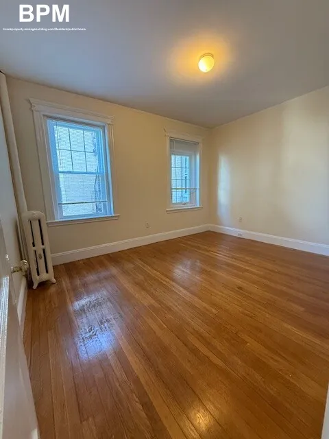 1 bed, 1 bath apartment for rent at 37 Wendell St Unit 4, Baldwin — photo 2 of 5