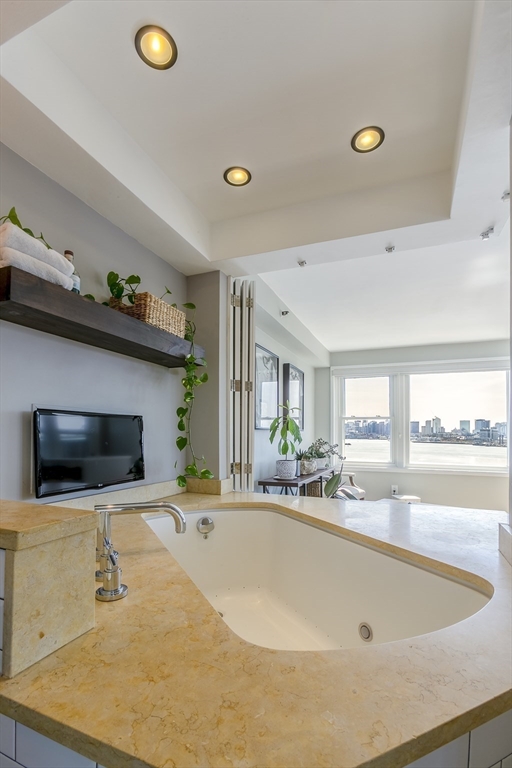 1 bed, 1 bath apartment for rent at 37 Winnisimmet St Unit 7, Chelsea — photo 22 of 30