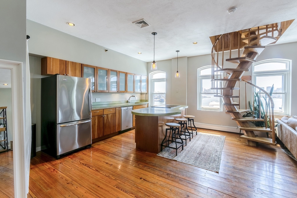 1 bed, 1 bath apartment for rent at 37 Winnisimmet St Unit 7, Chelsea — photo 4 of 30