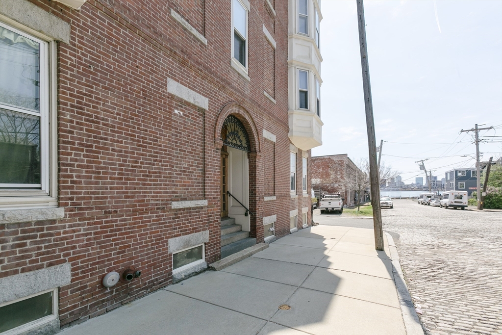 1 bed, 1 bath apartment for rent at 37 Winnisimmet St Unit 7, Chelsea — photo 29 of 30
