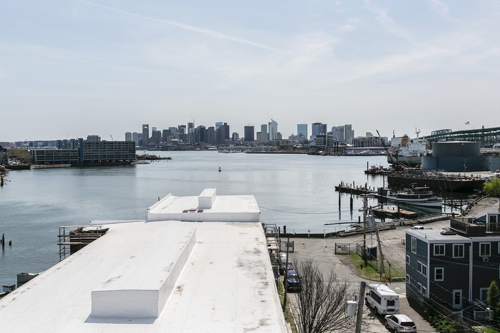 1 bed, 1 bath apartment for rent at 37 Winnisimmet St Unit 7, Chelsea — photo 2 of 30