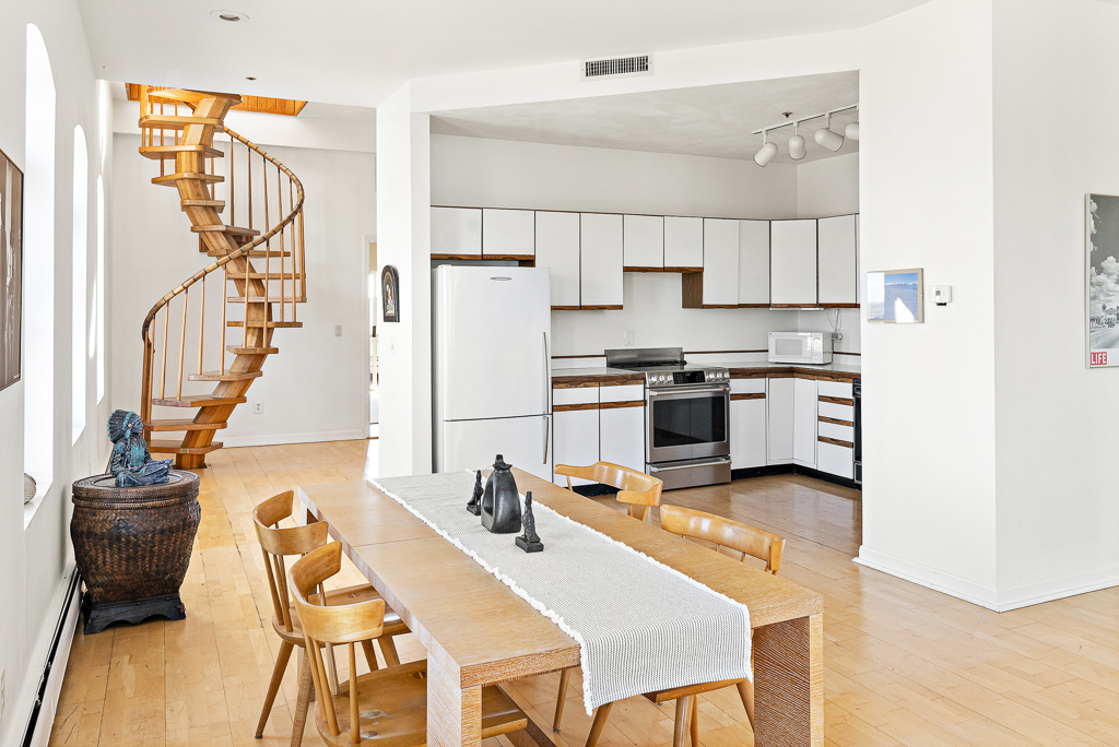 2 bed, 2 bath apartment for rent at 37 Winnisimmet St Unit 8, Chelsea — photo 8 of 19