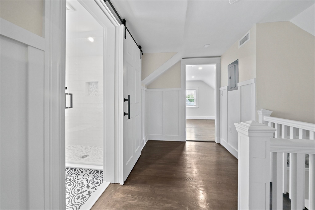 5 bed, 2 bath apartment for rent at 37 Wolcott Rd Unit 37, Chestnut Hill — photo 27 of 40