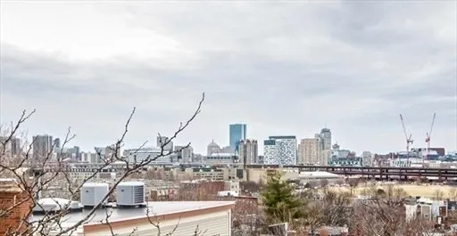 1 bed, 1 bath apartment for rent at 370 Bunker Hill St Unit 4, Charlestown — photo 8 of 9