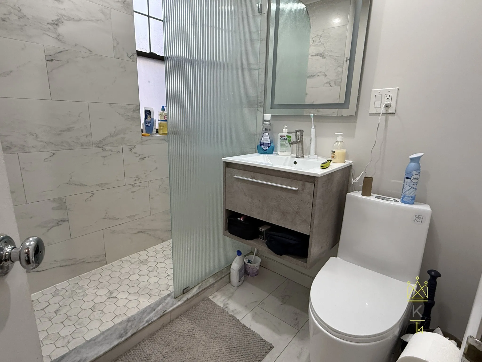 3 bed, 1 bath apartment for rent at 370 Chestnut Hill Ave Unit 21, Brighton — photo 13 of 16