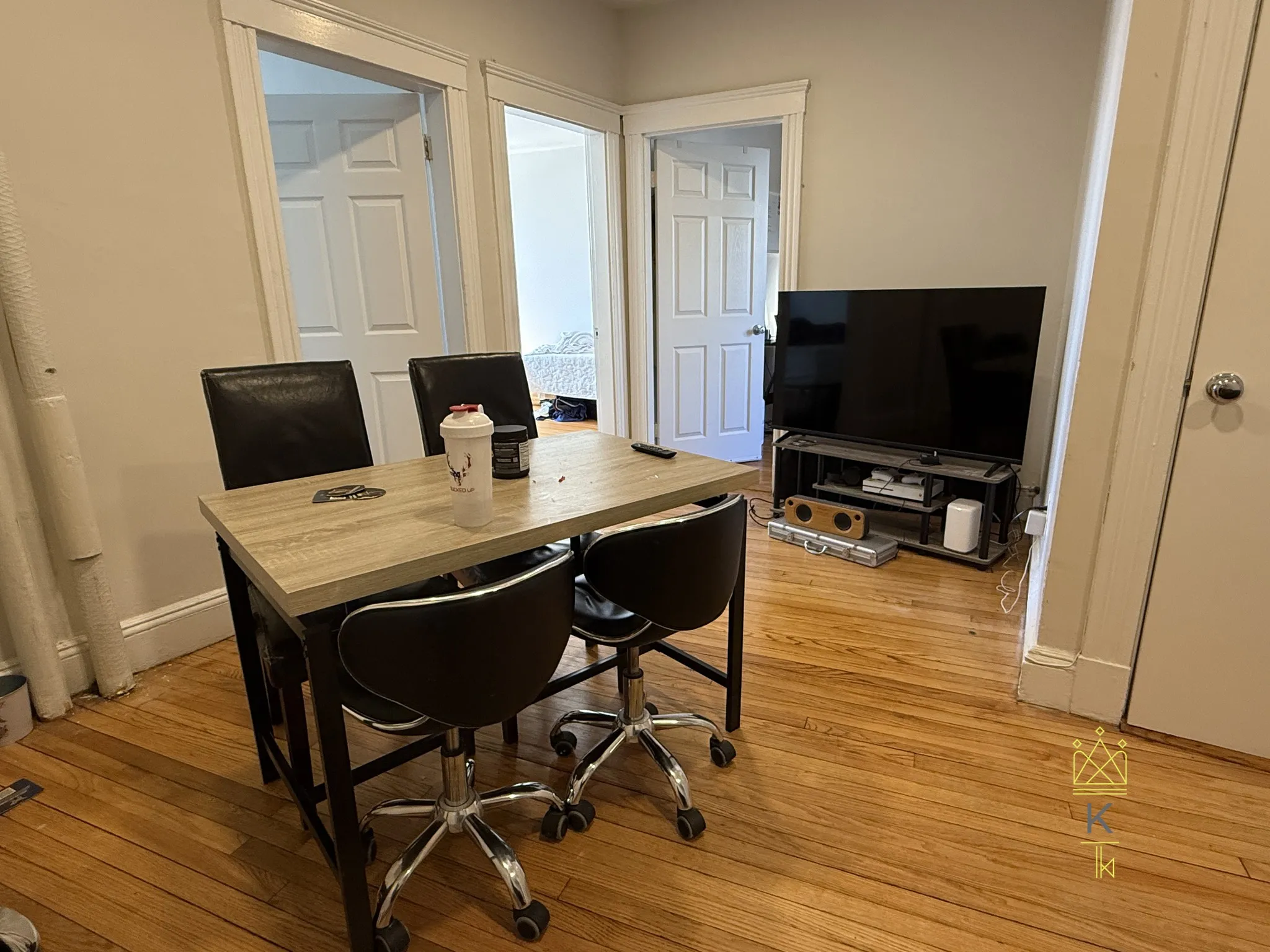 3 bed, 1 bath apartment for rent at 370 Chestnut Hill Ave Unit 21, Brighton — photo 3 of 16