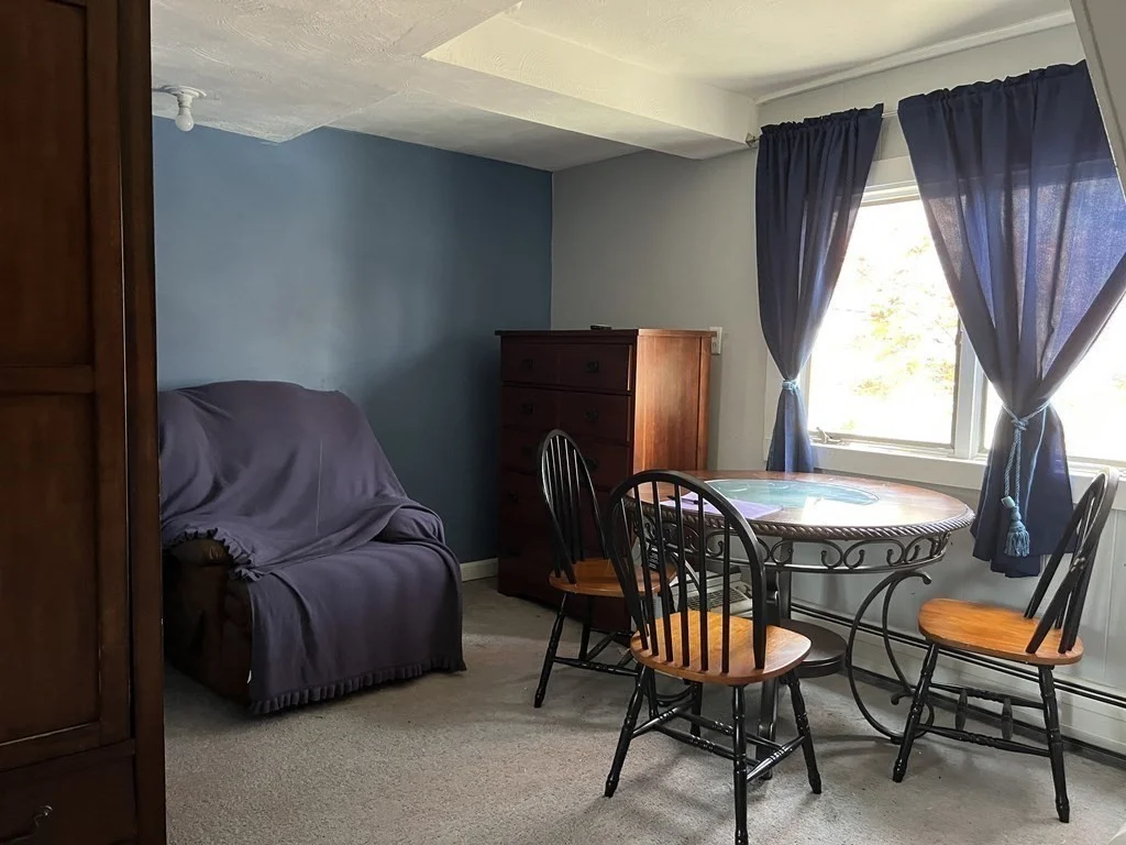 2 bed, 1 bath apartment for rent at 370 Main St Unit 1, Winthrop — photo 4 of 10