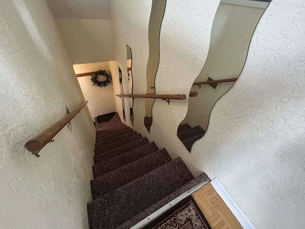 2 bed, 1 bath apartment for rent at 370 Main St Unit 2, Winthrop — photo 2 of 26