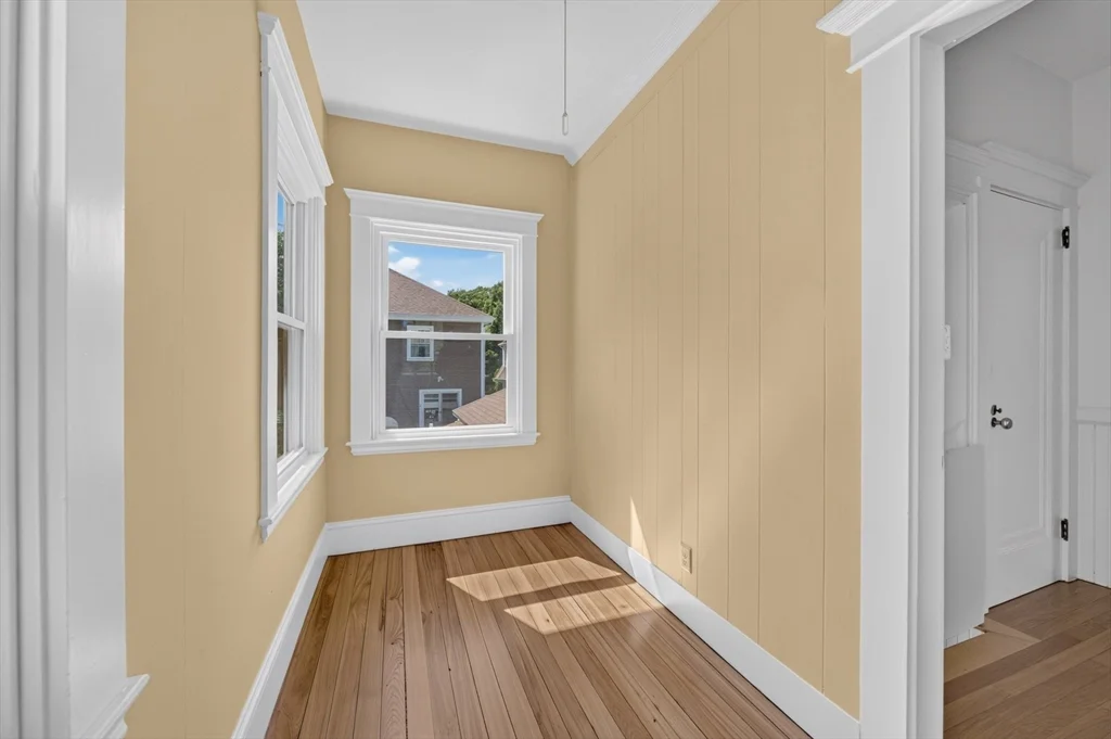 2 bed, 1 bath apartment for rent at 370 Maple St Unit 2, New Bedford — photo 13 of 18