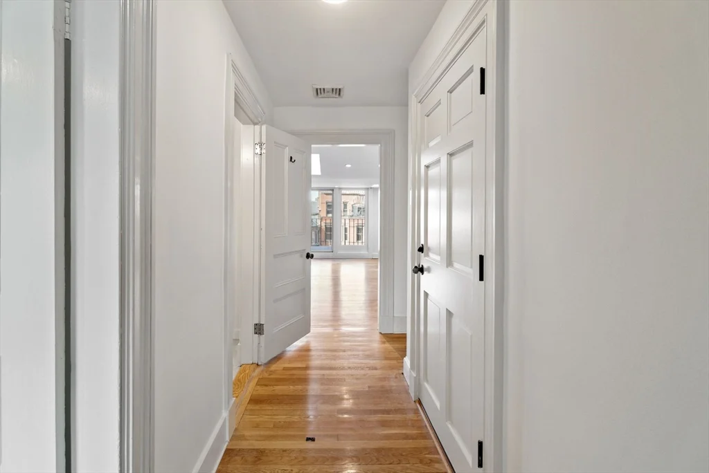 2 bed, 1 bath apartment for rent at 370 Marlborough St Unit 7, Back Bay — photo 13 of 31